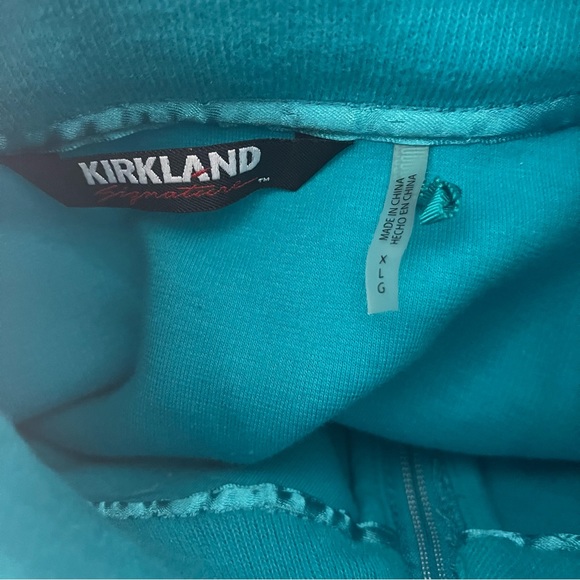 Kirkland Women’s Green Zip Up Sweater XL - Picture 3 of 4